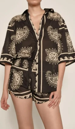Linka Short